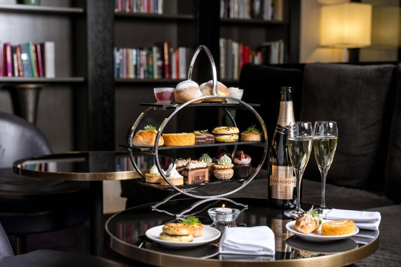 The Westin Melbourne Hotel Екстериор снимка Afternoon tea at the InterContinental London Park Lane