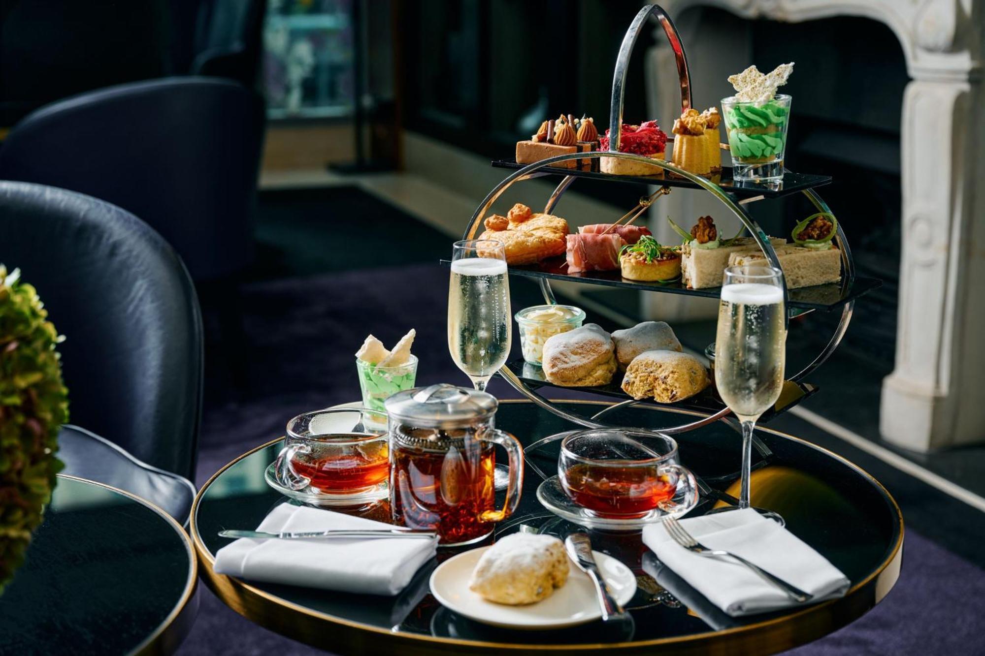 The Westin Melbourne Hotel Екстериор снимка Afternoon tea at the InterContinental London Park Lane